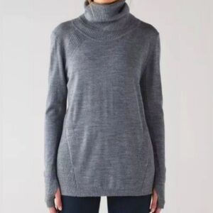 Lululemon Sweat & Savasana 100% Merino Wool Gray Turtleneck Rib-knit Sweater